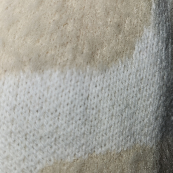 Caslon Tan & Cream Giraffe Print Sweater Size M Super Soft Mock Neck Long Sleeve - Picture 6 of 10